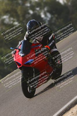 media/Nov-02-2025-Lets Ride (Sun) [[f7a3caa734]]/C Group/1140am (Turn 2 Inside)/